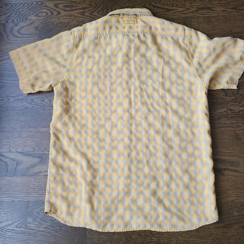 The North Face Men's Yellow Checkered Shirt Sz.L/G